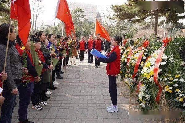 逃离洁白的宾馆